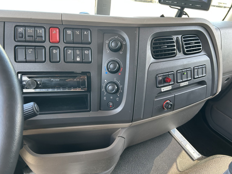 DAF LF 320 FA / Effer 175.2/c3s Crane / 363 dkm / Plateau / NL Truck - Crane truck: picture 5 DAF LF 320 FA / Effer 175.2/c3s Crane / 363 dkm / Plateau / NL Truck - Crane truck: picture 5