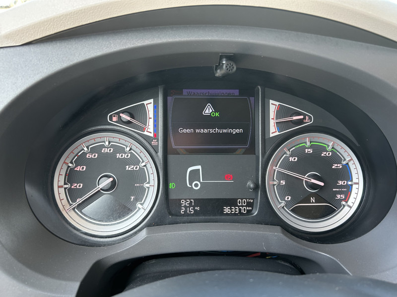 DAF LF 320 FA / Effer 175.2/c3s Crane / 363 dkm / Plateau - Crane truck: picture 4 DAF LF 320 FA / Effer 175.2/c3s Crane / 363 dkm / Plateau - Crane truck: picture 4