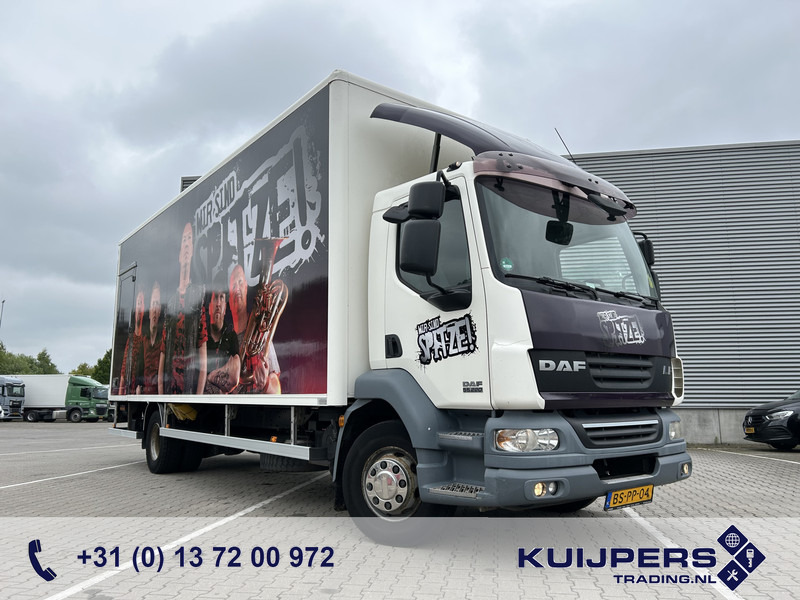 DAF LF55 220 Euro 4 / 12 Ton / 673 dkm / Box / Loadlift / APK TUV 01-26 - Box truck: picture 1 DAF LF55 220 Euro 4 / 12 Ton / 673 dkm / Box / Loadlift / APK TUV 01-26 - Box truck: picture 1