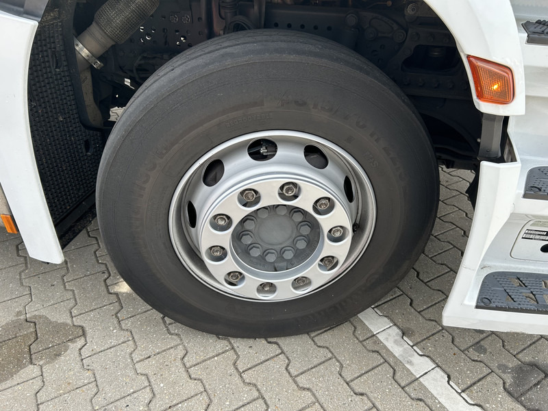 Refrigerator truck Mercedes-Benz Actros 2124 / Carrier Supra 850 -30 gr / Koeler / Laadklep / APK 03-26: picture 15 Refrigerator truck Mercedes-Benz Actros 2124 / Carrier Supra 850 -30 gr / Koeler / Laadklep / APK 03-26: picture 15