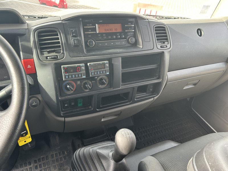 Nissan Cabstar NT400 / Duo Temp Frigo -30 gr / 175 dkm/ Blad - Blad / BE Van - Refrigerated van: picture 5 Nissan Cabstar NT400 / Duo Temp Frigo -30 gr / 175 dkm/ Blad - Blad / BE Van - Refrigerated van: picture 5