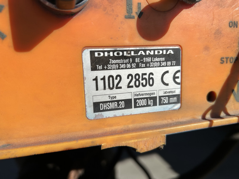 Closed box semi-trailer Renders ROC 12.10 City / Box / Loadlift 2000 kg / NL Trailer: picture 6 Closed box semi-trailer Renders ROC 12.10 City / Box / Loadlift 2000 kg / NL Trailer: picture 6