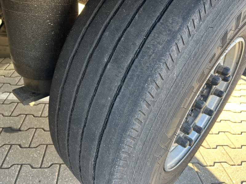 Closed box semi-trailer Schmitz Cargobull SCB S3B / Box / Loadlift -> Not Working / APK TUV 06-26: picture 14 Closed box semi-trailer Schmitz Cargobull SCB S3B / Box / Loadlift -> Not Working / APK TUV 06-26: picture 14