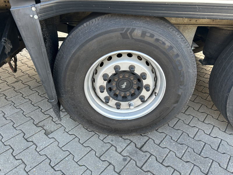 Closed box semi-trailer Schmitz Cargobull SCB S3B / Box / Loadlift -> Not Working / APK TUV 06-26: picture 9 Closed box semi-trailer Schmitz Cargobull SCB S3B / Box / Loadlift -> Not Working / APK TUV 06-26: picture 9