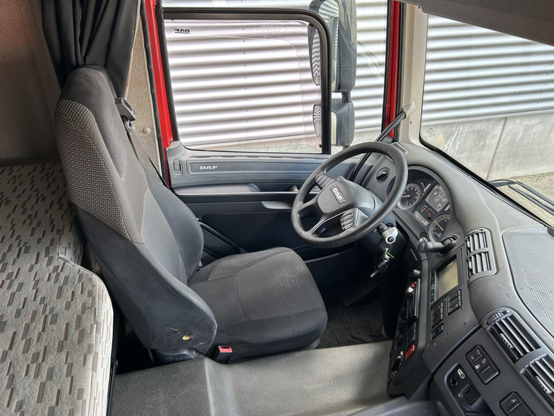 DAF CF 400 FT Space Cab / 957 dkm / NL Truck / APK TUV 02-26 - Tractor unit: picture 3 DAF CF 400 FT Space Cab / 957 dkm / NL Truck / APK TUV 02-26 - Tractor unit: picture 3