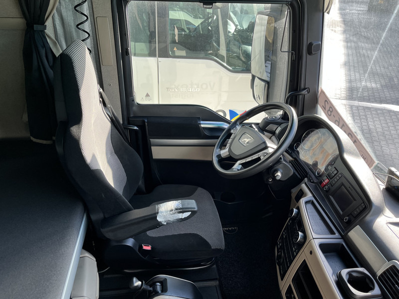 MAN TGX 18.460 XXL / Motor Defect -> Not Running / Retarder / 526 dkm / 2 Tanks - Tractor unit: picture 3 MAN TGX 18.460 XXL / Motor Defect -> Not Running / Retarder / 526 dkm / 2 Tanks - Tractor unit: picture 3