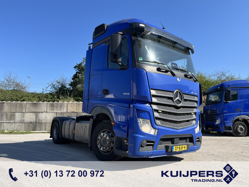 Mercedes-Benz Actros 1842 Streamspace / 937 dkm / 2 Tanks / NL Truck - Tractor unit: picture 1 Mercedes-Benz Actros 1842 Streamspace / 937 dkm / 2 Tanks / NL Truck - Tractor unit: picture 1