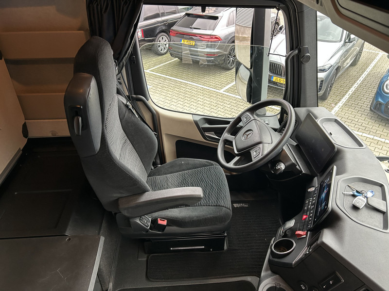 Mercedes-Benz Actros 1845 Gigaspace / 314 dkm / Tacho V2 / Blower / Stand Airco / APK 04-26 - Tractor unit: picture 3 Mercedes-Benz Actros 1845 Gigaspace / 314 dkm / Tacho V2 / Blower / Stand Airco / APK 04-26 - Tractor unit: picture 3