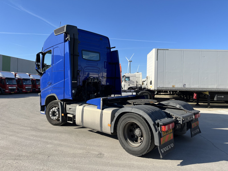 Tractor unit Volvo FH 420 Globetrotter / 874 dkm / 2 Tanks / VEB+ /  APK TUV 07-25: picture 19