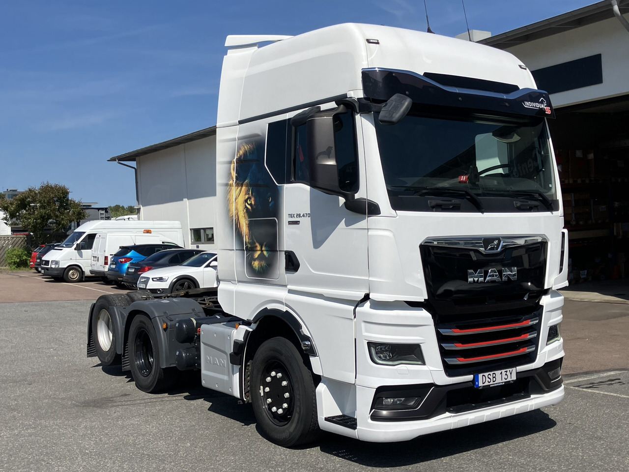 TGX 28.470 6X2 Individual - Tractor unit: picture 1 TGX 28.470 6X2 Individual - Tractor unit: picture 1