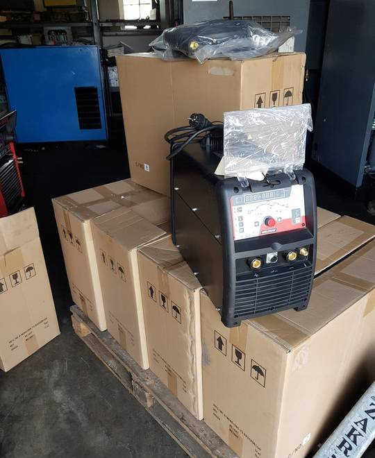 Spawarka Tig CEBORA WK 2025 AC/DC Puls, 200 A - Welding equipment: picture 4 Spawarka Tig CEBORA WK 2025 AC/DC Puls, 200 A - Welding equipment: picture 4