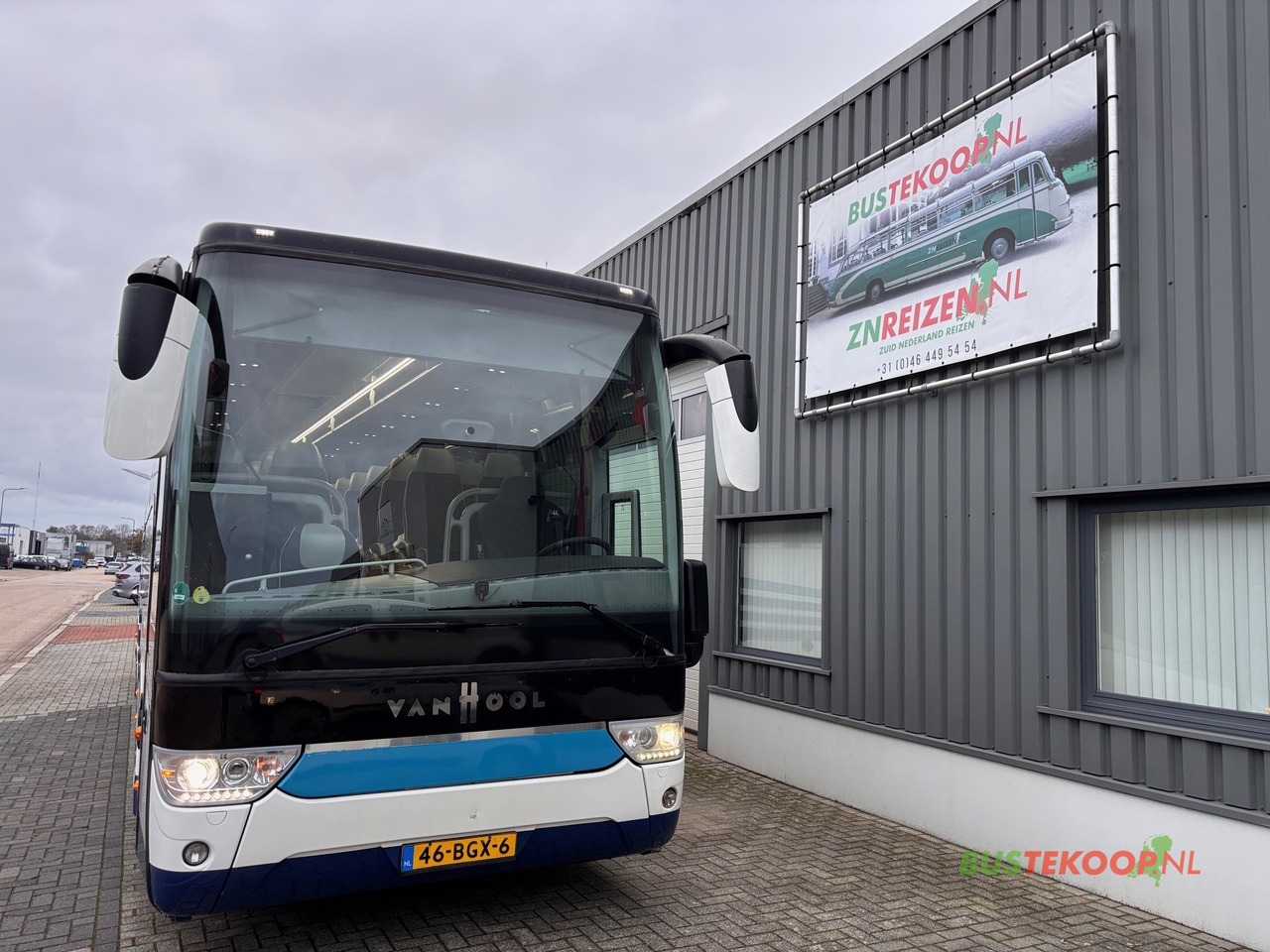 Vanhool TX16 Alicron - Coach: picture 2 Vanhool TX16 Alicron - Coach: picture 2