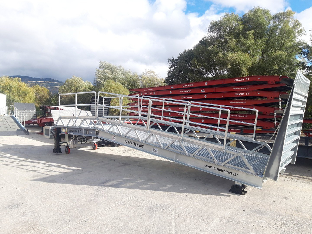 Loading ramp Loading Ramp with with hydraulic tilting bridge - AZ RAMP - STAR- 8T FULL GALVA: picture 8 Loading ramp Loading Ramp with with hydraulic tilting bridge - AZ RAMP - STAR- 8T FULL GALVA: picture 8