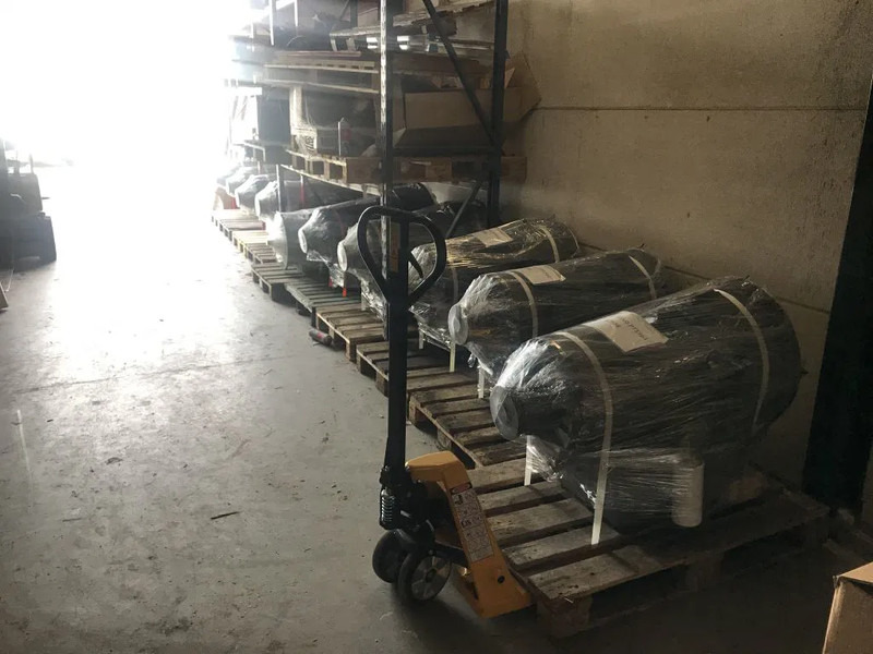 Volvo PT1563 22688 - Gearbox for Articulated dumper: picture 5 Volvo PT1563 22688 - Gearbox for Articulated dumper: picture 5