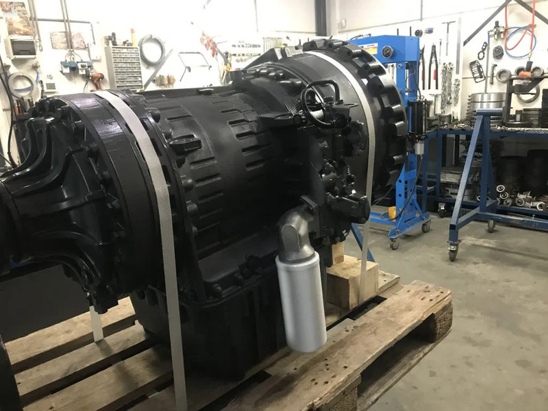 Volvo PT1563 22688 - Gearbox for Articulated dumper: picture 3 Volvo PT1563 22688 - Gearbox for Articulated dumper: picture 3