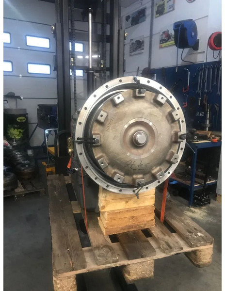 Volvo Versnellingsbak PT2116 22416 - Gearbox for Articulated dumper: picture 5 Volvo Versnellingsbak PT2116 22416 - Gearbox for Articulated dumper: picture 5