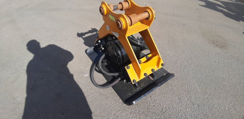 BLK 04  - Vibratory plate: picture 3 BLK 04  - Vibratory plate: picture 3