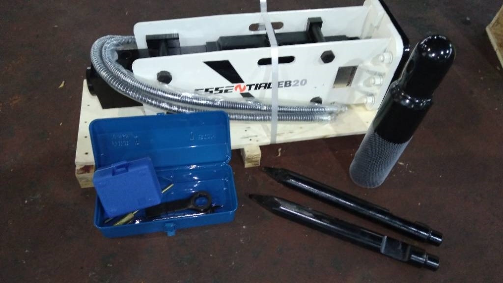 Essential EB20 - Hydraulic hammer for Construction machinery: picture 3 Essential EB20 - Hydraulic hammer for Construction machinery: picture 3