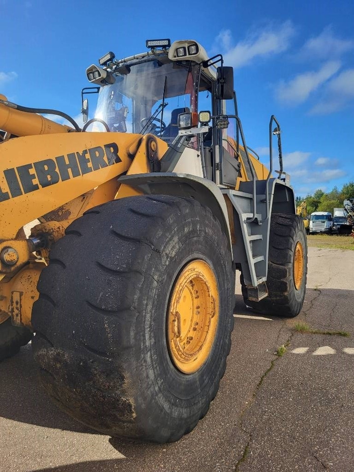 Leasing of Liebherr L 586 2Plus2  Liebherr L 586 2Plus2: picture 11