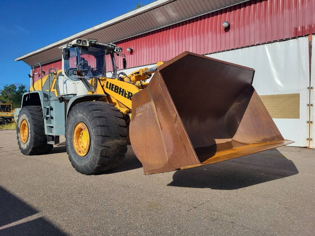 Liebherr L 586 2Plus2 - Wheel loader: picture 1 Liebherr L 586 2Plus2 - Wheel loader: picture 1
