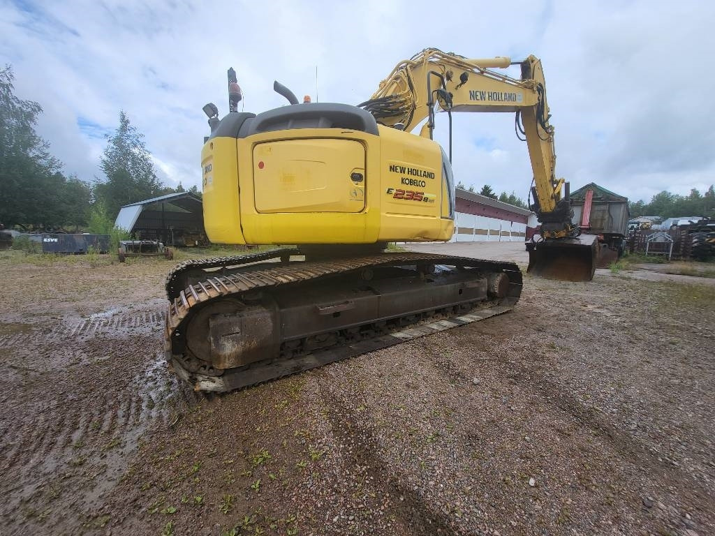 Crawler excavator New Holland Kobelco E 235 B SR-2: picture 9