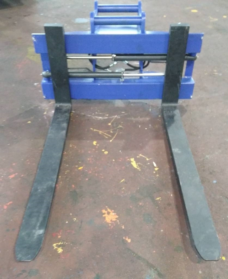 T-Steel Hydrauliset trukkipiikit 5T  - Forks for Construction machinery: picture 2 T-Steel Hydrauliset trukkipiikit 5T  - Forks for Construction machinery: picture 2