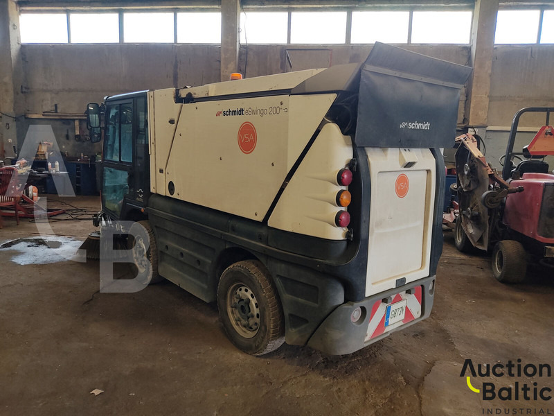 Aebi Schmitd eSwingo 200+ - Road sweeper: picture 3 Aebi Schmitd eSwingo 200+ - Road sweeper: picture 3