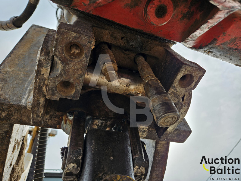 Mini excavator Caterpillar 305.5E2CR: picture 16