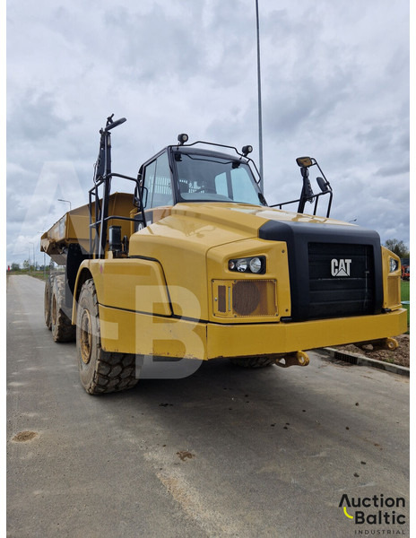 Caterpillar 735C - Articulated dumper: picture 4 Caterpillar 735C - Articulated dumper: picture 4