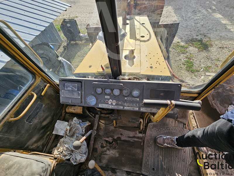 Bulldozer DT-75: picture 7 Bulldozer DT-75: picture 7