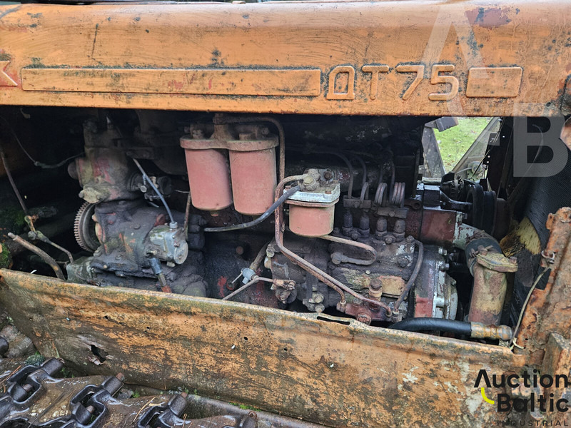 Bulldozer DT 75: picture 12