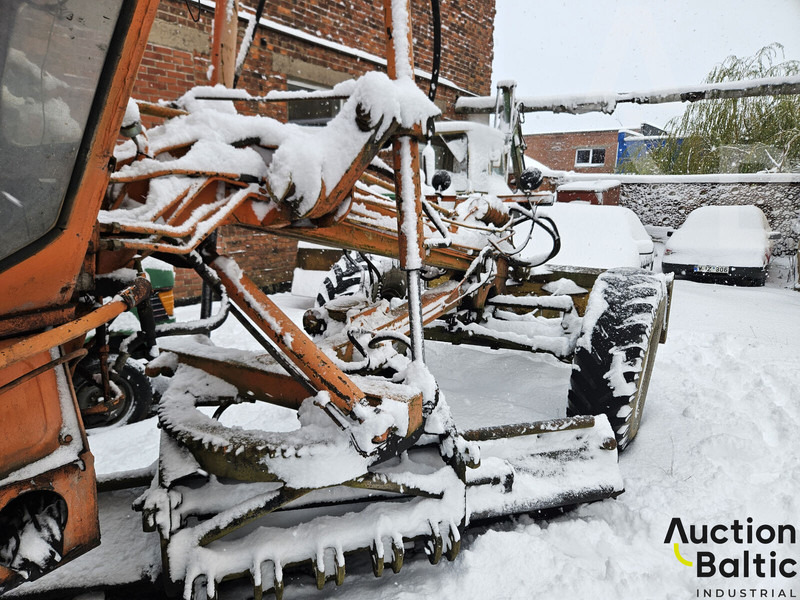 DZ 99 - Grader: picture 5 DZ 99 - Grader: picture 5