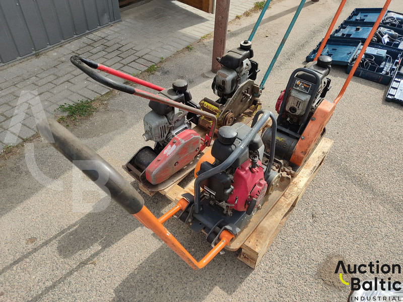 Dynapac LF45, Ammann AVP1033 & 2 Belle - Vibratory plate: picture 2 Dynapac LF45, Ammann AVP1033 & 2 Belle - Vibratory plate: picture 2