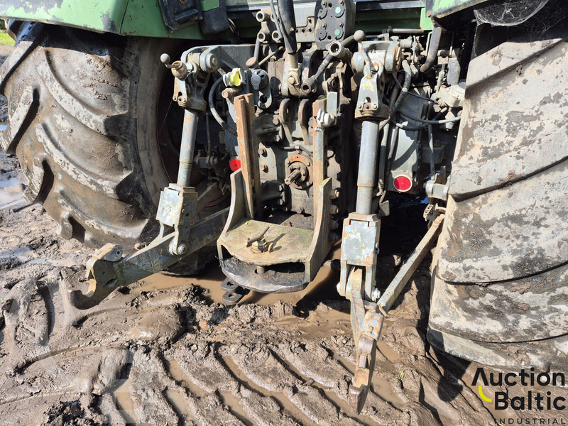 Farm tractor Fendt Favorit 824: picture 14
