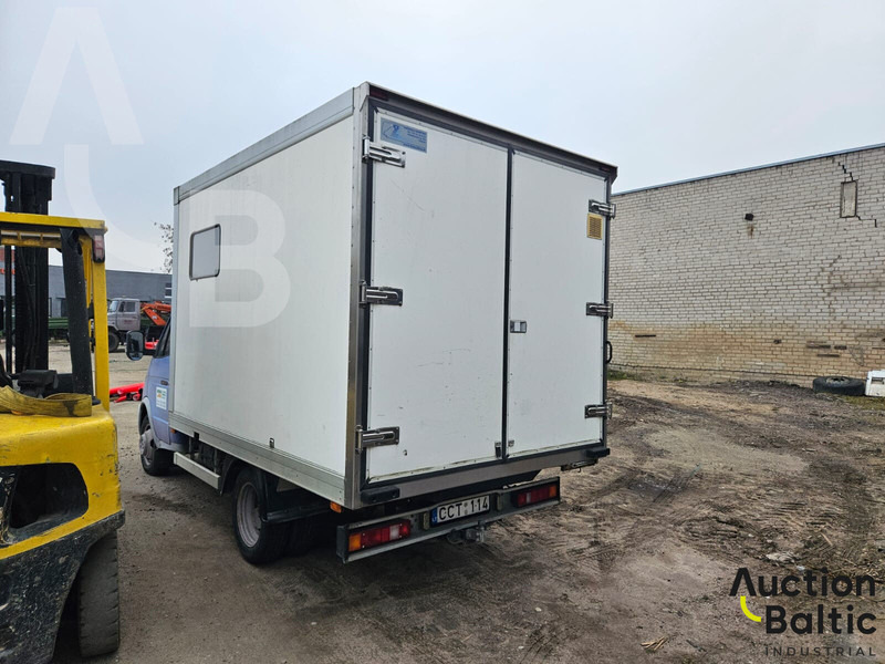 GAZ Gaz 3302 - Box van: picture 3 GAZ Gaz 3302 - Box van: picture 3