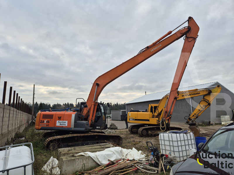 Hitachi ZX 210 LC-3 - Crawler excavator: picture 3 Hitachi ZX 210 LC-3 - Crawler excavator: picture 3