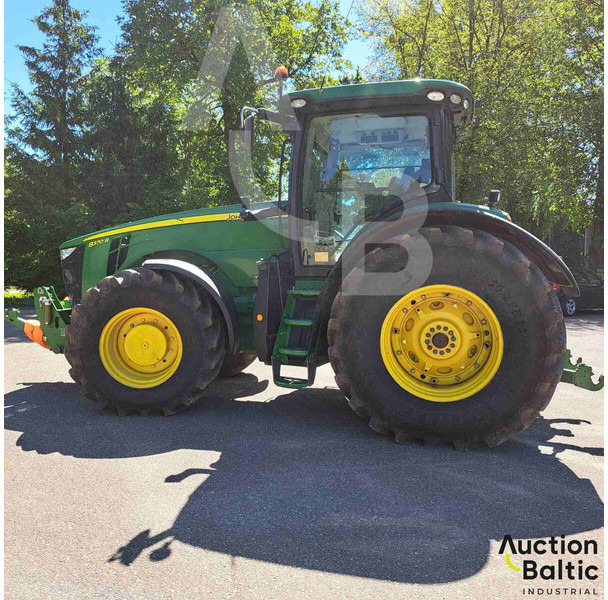 John Deere 8370 R - Farm tractor: picture 5 John Deere 8370 R - Farm tractor: picture 5