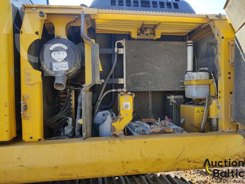 Crawler excavator Komatsu PC190LC-8: picture 11