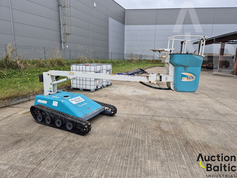 Kubota FHD 350 C - Articulated boom: picture 3 Kubota FHD 350 C - Articulated boom: picture 3