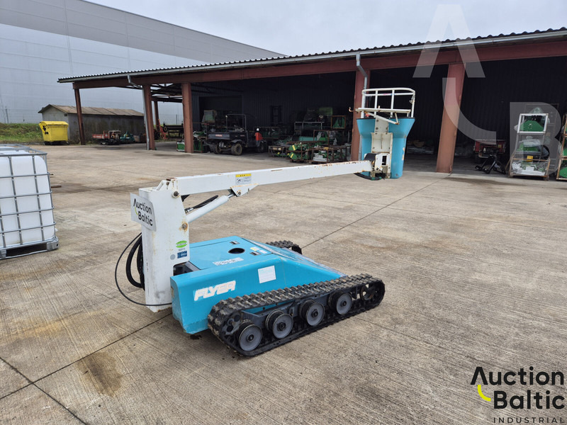 Kubota FHD 350 C - Articulated boom: picture 5 Kubota FHD 350 C - Articulated boom: picture 5