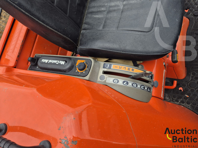 Leasing of Kubota GL 240 Kubota GL 240: picture 9 Leasing of Kubota GL 240 Kubota GL 240: picture 9
