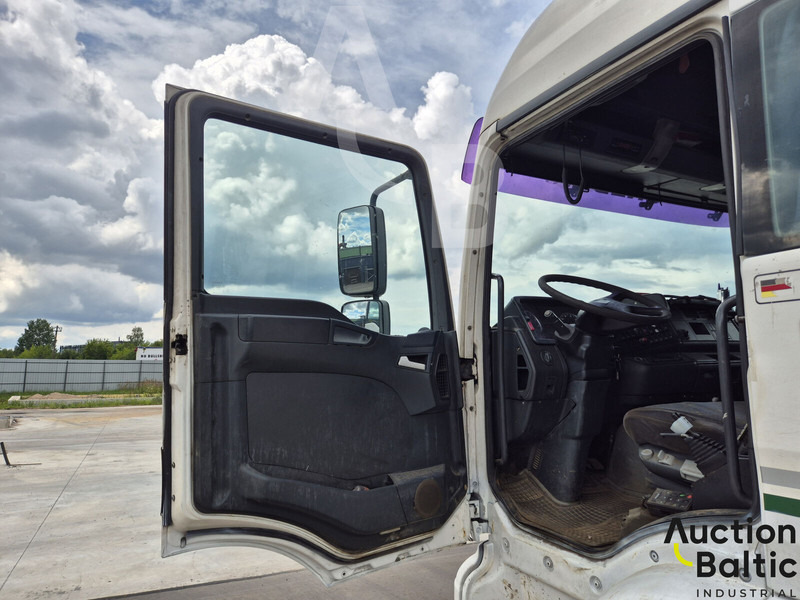 MAN TGA26.463 - Hook lift truck: picture 5 MAN TGA26.463 - Hook lift truck: picture 5