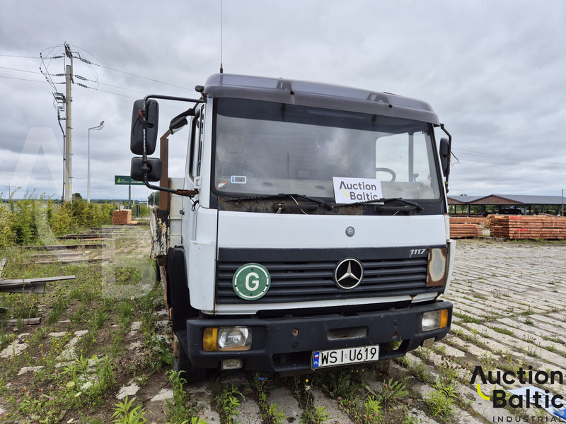 Mercedes-Benz 1117 - Dropside/ Flatbed truck: picture 4 Mercedes-Benz 1117 - Dropside/ Flatbed truck: picture 4