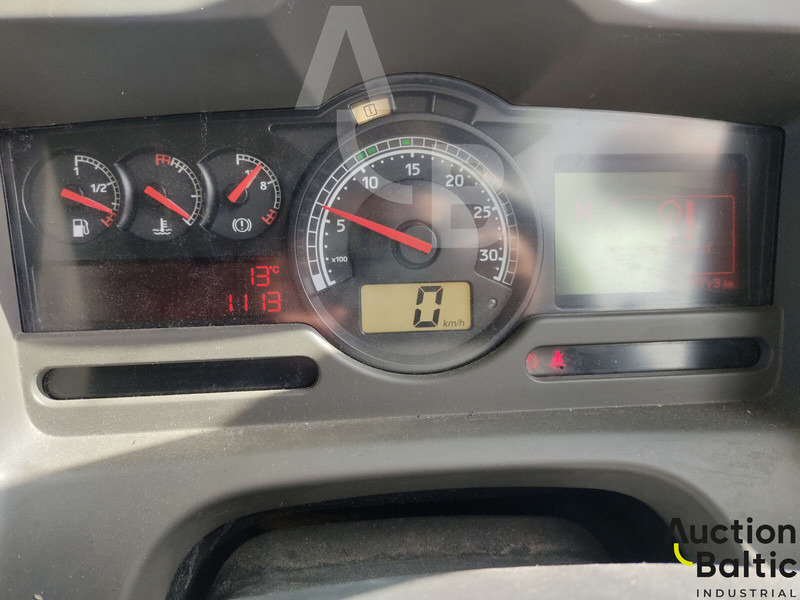 Autotransporter truck Renault Premium: picture 6