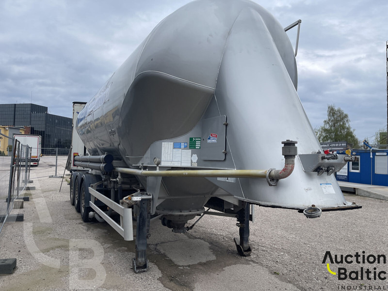 SPITZER Silo SF 2737/2P - Curtainsider semi-trailer: picture 4 SPITZER Silo SF 2737/2P - Curtainsider semi-trailer: picture 4