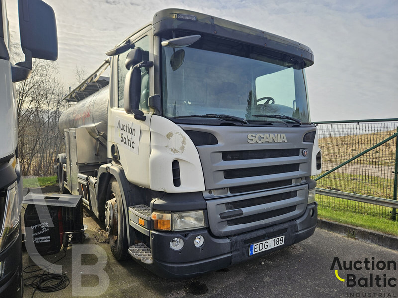 Scania P 230 - Tank truck: picture 2 Scania P 230 - Tank truck: picture 2