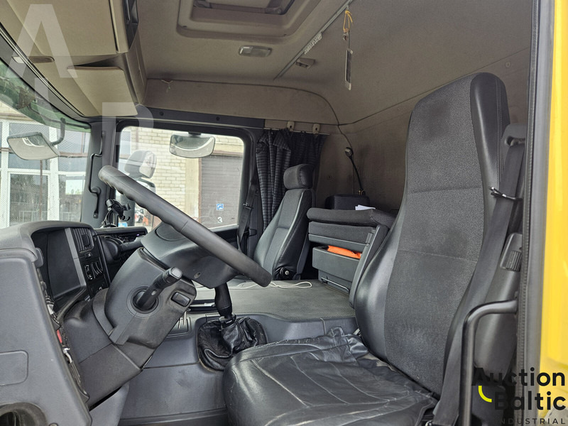 Scania P 380 - Tow truck: picture 5 Scania P 380 - Tow truck: picture 5