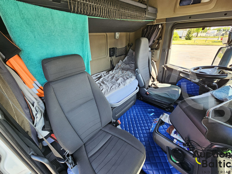 Autotransporter truck Scania R 450: picture 11 Autotransporter truck Scania R 450: picture 11