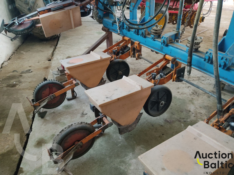 Schmotzer UD2000 - Precision sowing machine: picture 5 Schmotzer UD2000 - Precision sowing machine: picture 5