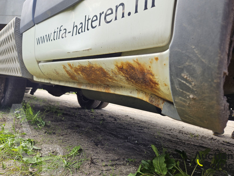 Tractor unit Iveco 40 C: picture 13